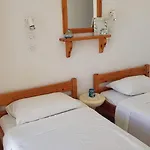 Porto Capsule hotel *